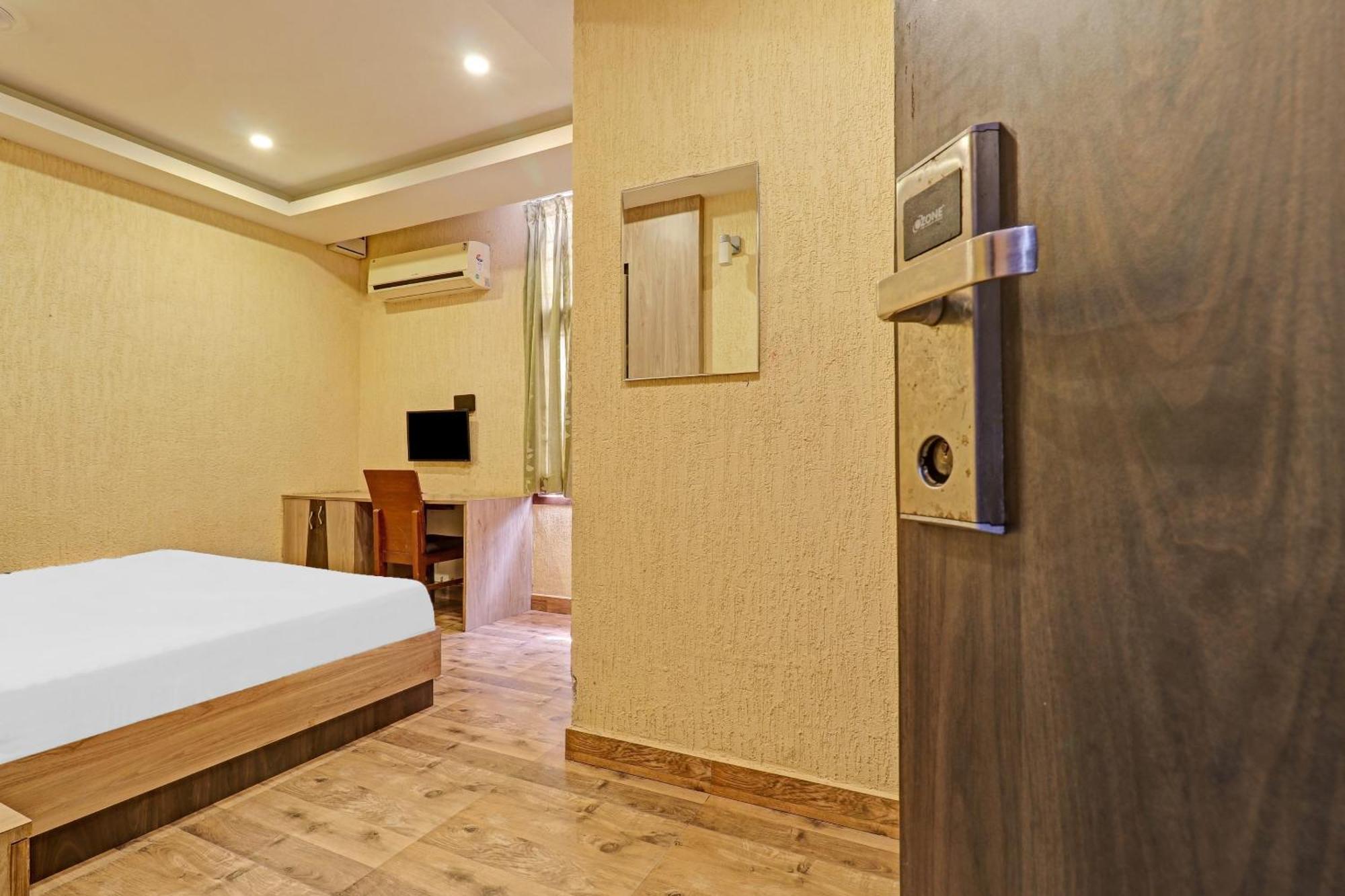 Hotel O Anbu Residency Tiruchirappalli Eksteriør bilde